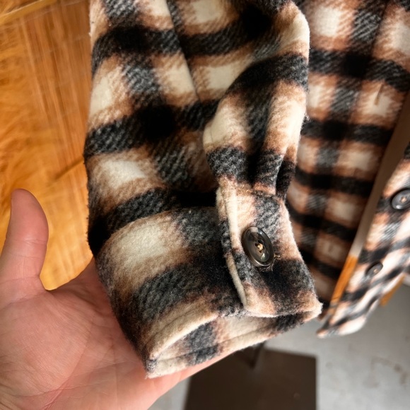 Oversized plaid shacket jacket - Picture 3 of 6